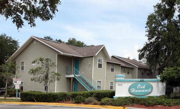 Oak Hammock in Jacksonville, Fla., is one of three Sec. 8 properties recently acquired by Stonebridge Global Partners.