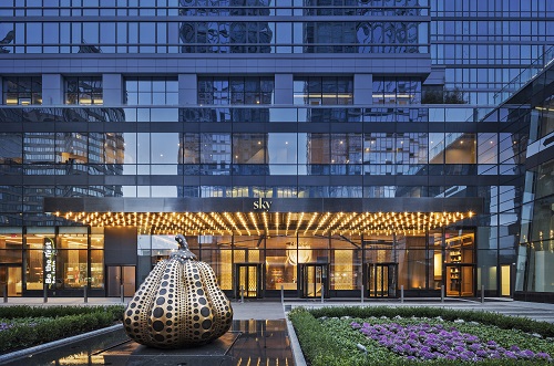 Twenty-five percent of the 1,175 units at Sky Residences are designated as moderate and affordable housing. Ten percent of the units serve residents earning at or below 40% of the the area median income (AMI), 10% serve for residents earning at or below 60% of the AMI,  and 5% serve residents earning at or below 120% of the AMI as required under New York’s new 421a program.