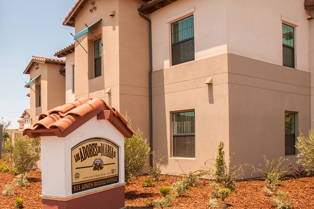 Los Adobes de Maria III features 34 apartments for farmworker families plus a community room, on-site laundry facilities, a barbecue area, and a playground.