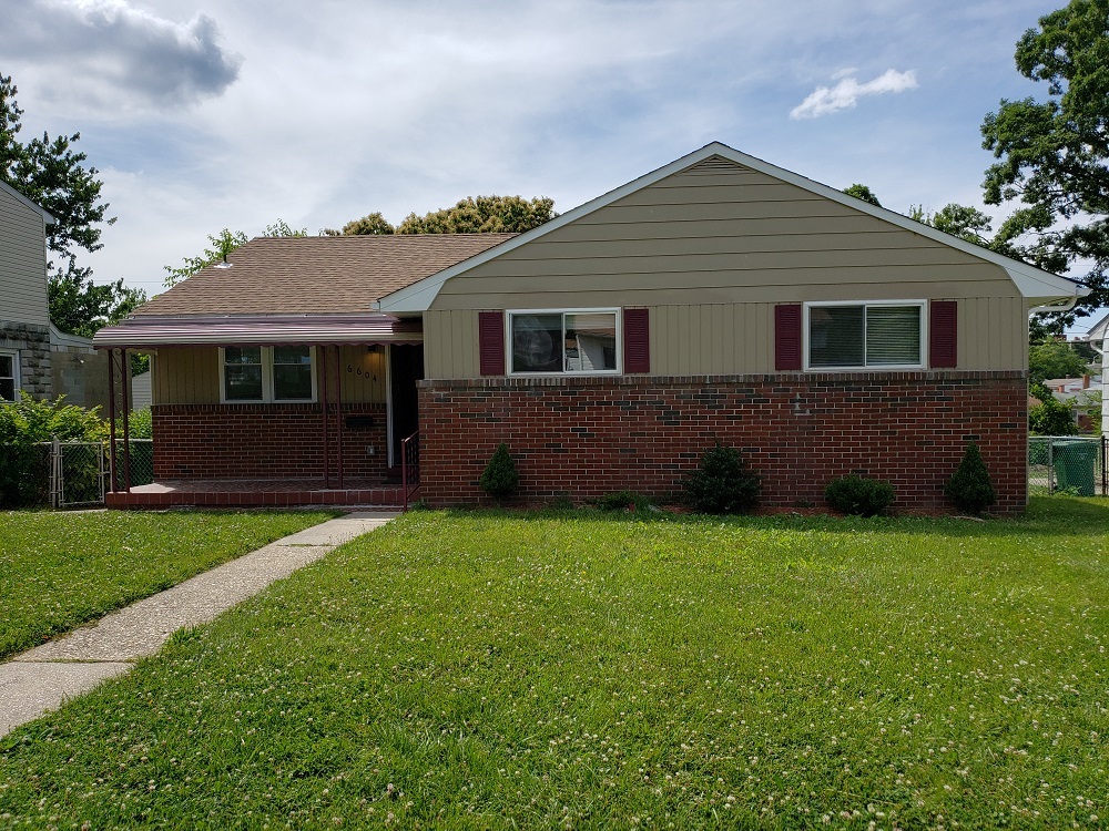 The Hollander Ridge scattered-site development features different housing types spread across several Baltimore neighborhoods. Financing for the project includes HOPE VI funds and low-income housing tax credit equity.