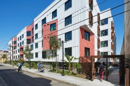 La Fénix at 1950 provides 157 homes, including 40 units for formerly homeless families, in San Francisco's Mission District.