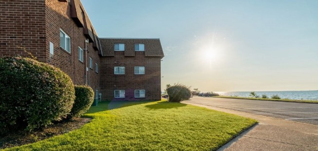 Aqua Vista Apartments  in Newport News, Virginia, will undergo a major rehabilitation after being acquired by The BLVD Group.