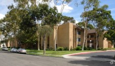 Belveron Partners has purchased Pacific Terrace Apartment for $37.25 million.