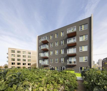 Clybourn 1200's sustainable design has garnered it Green Globes (2) certification from the Green Building Initiative. The building features a solar panel water heater system that uses evacuated tube solar collectors.