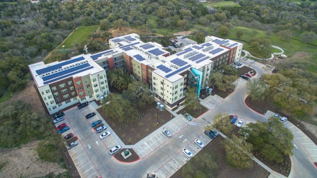 The 140-unit Homestead Oaks Apartments is an infill project located on one of the last remaining parcels in southwest Austin, Texas. The 29-acre site was a former homestead where horses and bird dogs were raised. The development is built on less than four acres due to its location in an aquifer recharge zone. In addition, more than 500 oak trees were preserved.