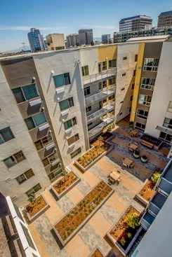 Donner Lofts is home to residents earning from 20% to 50% of the area median income, including several health-care aides and airport workers. Twenty units target formerly homeless individuals who receive extensive on-site services. 