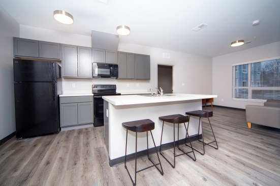 Harriet’s Hope empowers survivors of human trafficking. Columbus Metropolitan Housing Authority and Beacon 360 Management celebrated the development’s opening in November.