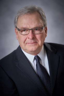 Lee J. Felgar