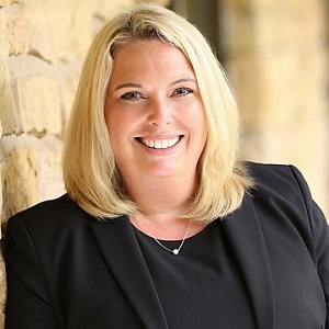 Lisa Wilcox-Erhardt