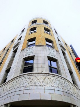 The NHP Foundation has renovated the historic Mark Twain Hotel, a mixed-use property with 148 affordable SRO units in Chicago.
