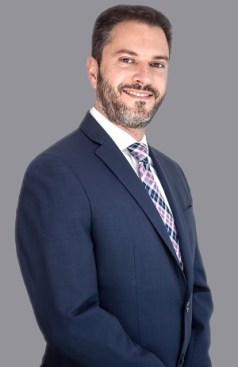Max Cruz