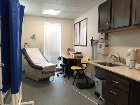 Mercy Othello Plaza includes space for health consultations and screenings. Since the building opened, Mercy Housing Northwest has partnered with Somali Health Board, Muslim Health Professionals, and University of Washington Student Health Initiative for Access to create a sustainable screen-and-refer clinic for both residents and members of the broader Othello community. 