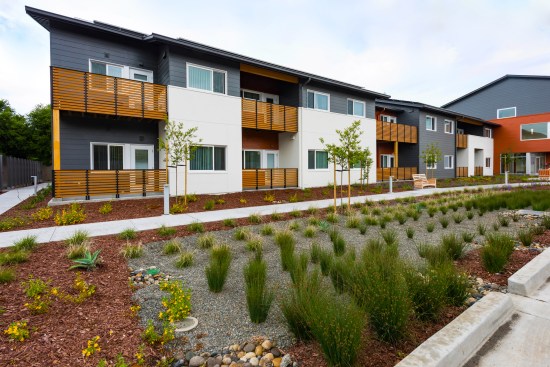 The 90-unit Sequoia Belle Haven serves seniors earning up to 50% of the area median income. In addition to the 36 returning households who lived at the original Gateway Apartments, 20 units are targeted to households who have lived or worked within the city of Menlo Park, two units are for formerly homeless residents, and 11 units are for households participating in the Cal MediConnect Program, which aims to create a seamless service and health-care experience for dual-eligible beneficiaries of Medicare and Medicaid.