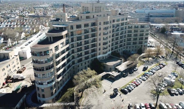 Merchants Capital secured $21 million in funding using a Freddie Mac unfunded forward low-income housing tax credit cash loan on behalf of affordable housing developer Dunn Development Corp. for the T-Building, formerly the Triboro Hospital for Tuberculosis, in Jamaica, Queens. The 200-unit development will provide a mix of supportive housing for special-needs and homeless residents, as well as affordable housing for low- and moderate-income households.