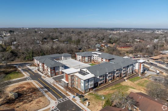 The View at NoDA is located just a quarter of a mile from the University of Georgia and Sanford Stadium.