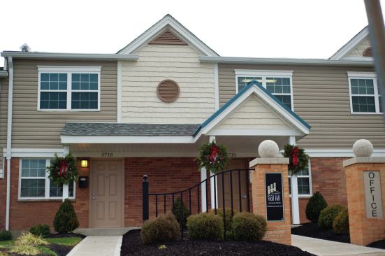 The development features an on-site food pantry to assist residents. In addition, there is a free summer lunch program for school-age children.