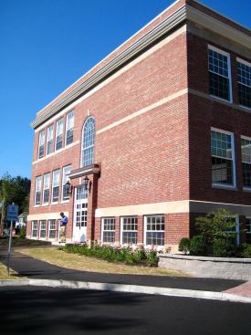 Several former teachers and graduates of the Park Street School regularly attend the Community Cafe events held in the project's common area.