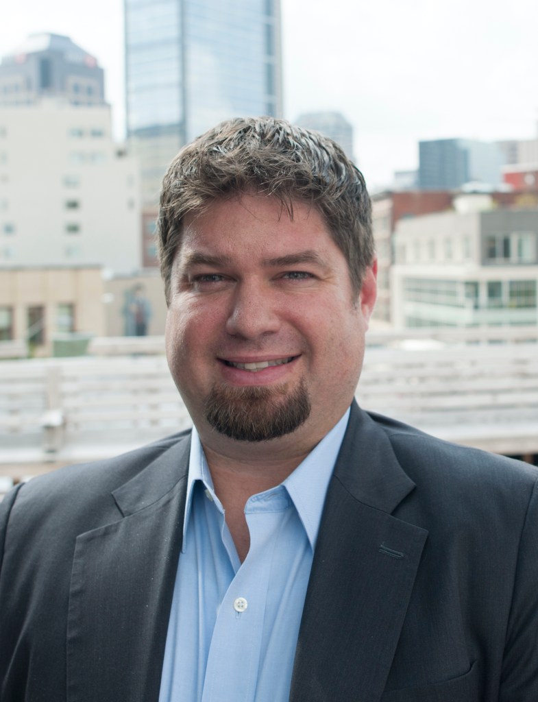 Tom Tomaszewski